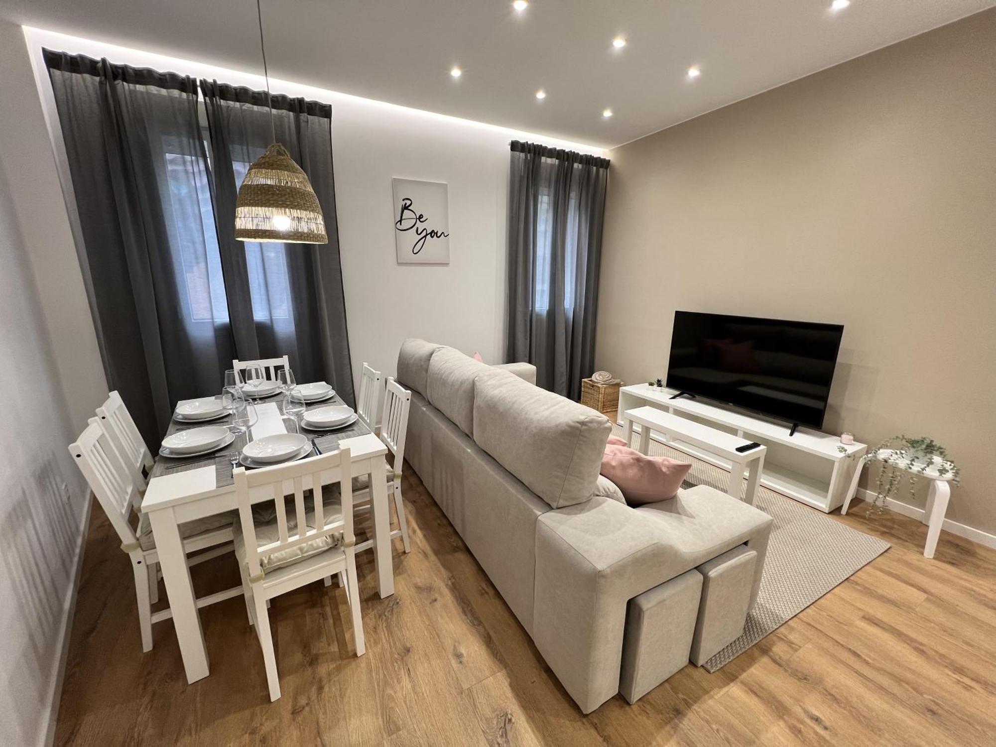 Apartamenticos Plaza Las Armas III Zaragoza Exterior foto