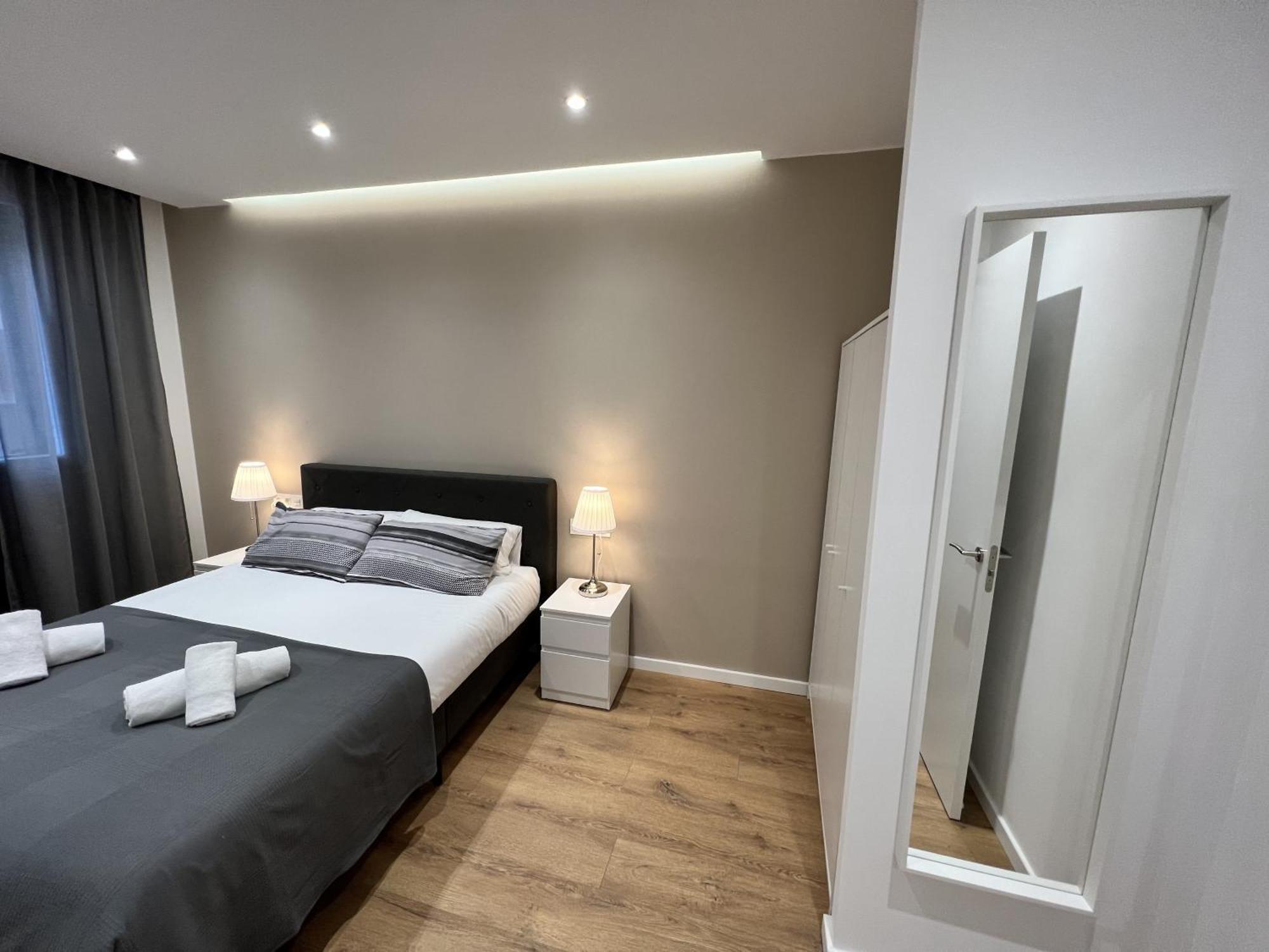 Apartamenticos Plaza Las Armas III Zaragoza Exterior foto